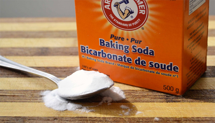 ​Khử m&ugrave;i h&ocirc;i bồn cầu bằng baking soda