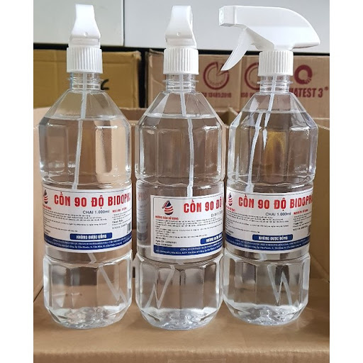 Khử m&ugrave;i khai bằng cồn 90 độ v&agrave; giấm