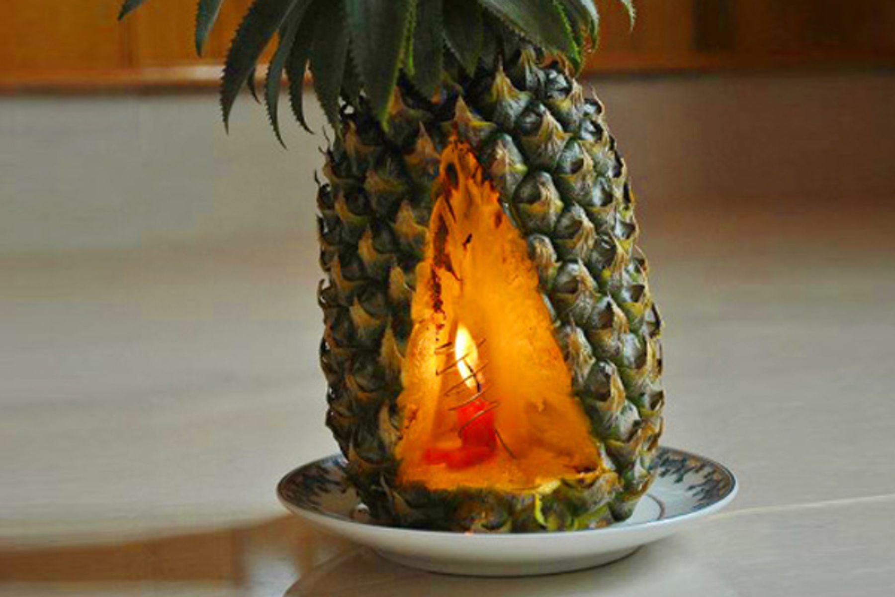 Khử m&ugrave;i nh&agrave; vệ sinh bằng thơm v&agrave; nến