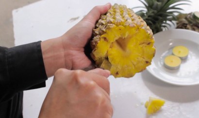 Cách khử mùi nhà vệ sinh bằng trái thơm hiệu quả