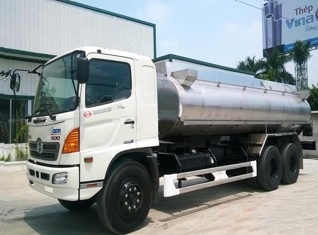 Dịch vụ cho thu&ecirc; xe bồn chở nước biển M&ocirc;i Trường Xanh nổi bật