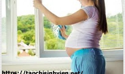Cách pha nước lau chùi nhà cửa an toàn cho bà bầu đơn giản