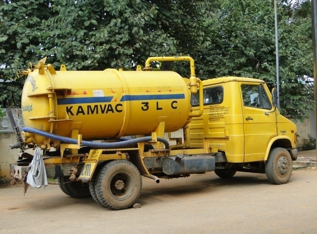 C&ocirc;ng ty r&uacute;t hầm cầu huyện H&oacute;c M&ocirc;n n&ecirc;n chọn Tấn Ph&aacute;t