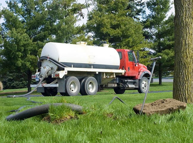 R&uacute;t hầm cầu quận 8 gi&aacute; cạnh tranh tr&ecirc;n thị trường