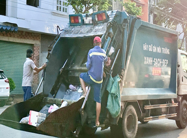 Dịch vụ thu gom rác thải sinh hoạt xử lý nhiều loại rác thải